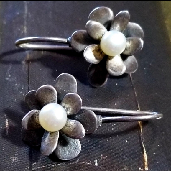 Silpada Sterling Silver & Pearl Flower Earrings